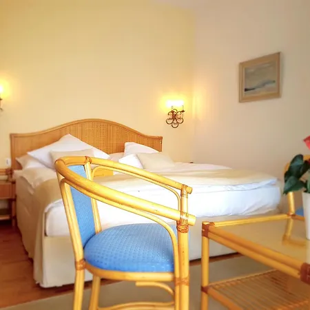 Boutique La Rocca ホテル 4*