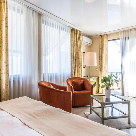 Hotell Boutique La Rocca 4*
