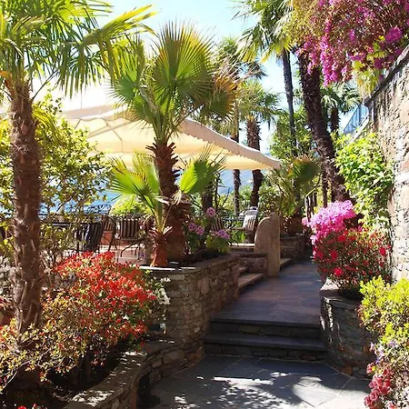 Boutique La Rocca Hotell 4*